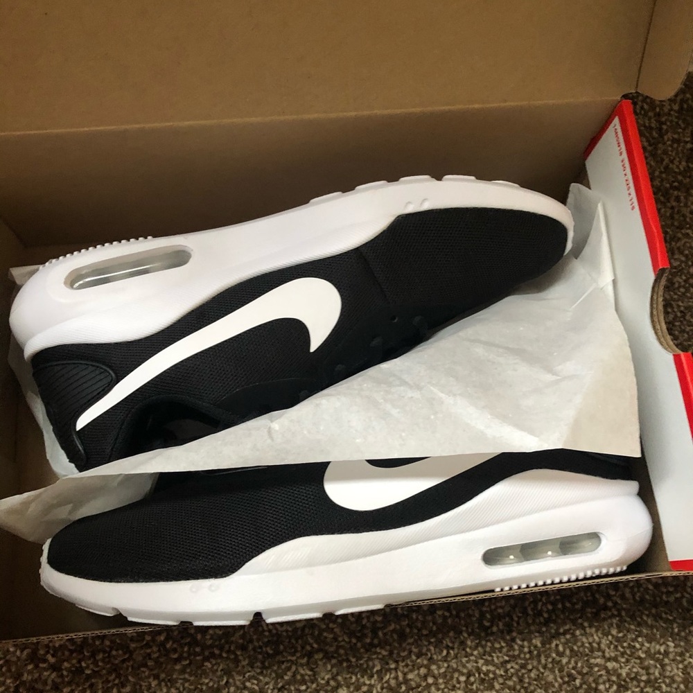 Nike air max women’s size 11